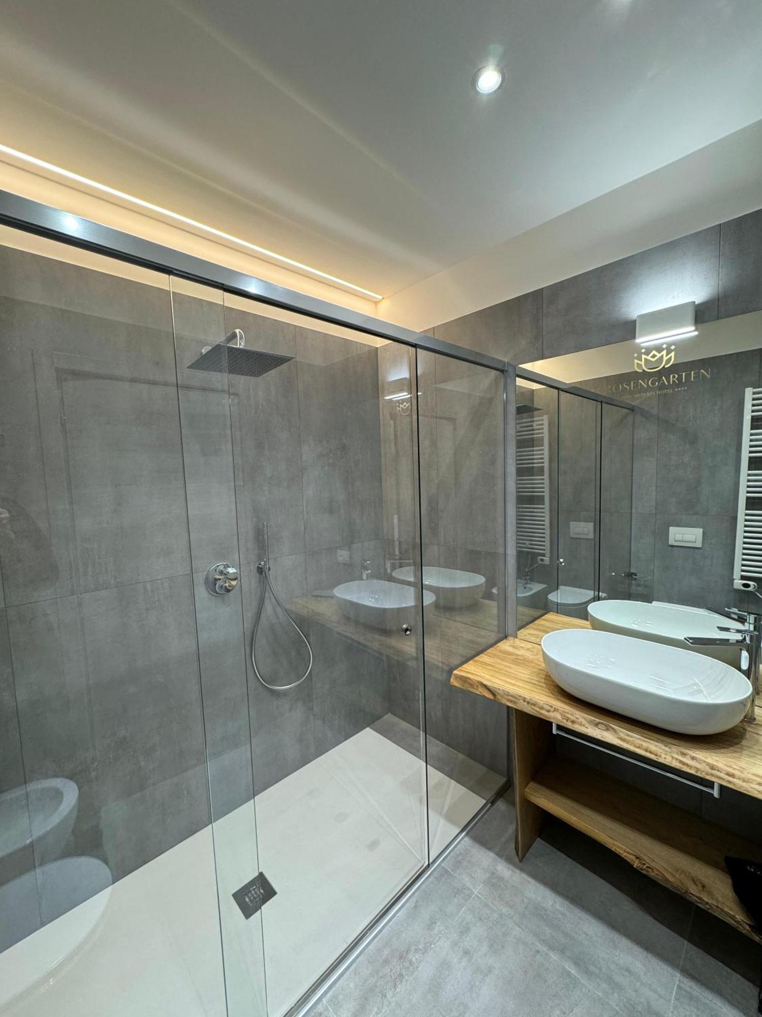 Hotel Rosengarten Madonna di Campiglio Bagian luar foto