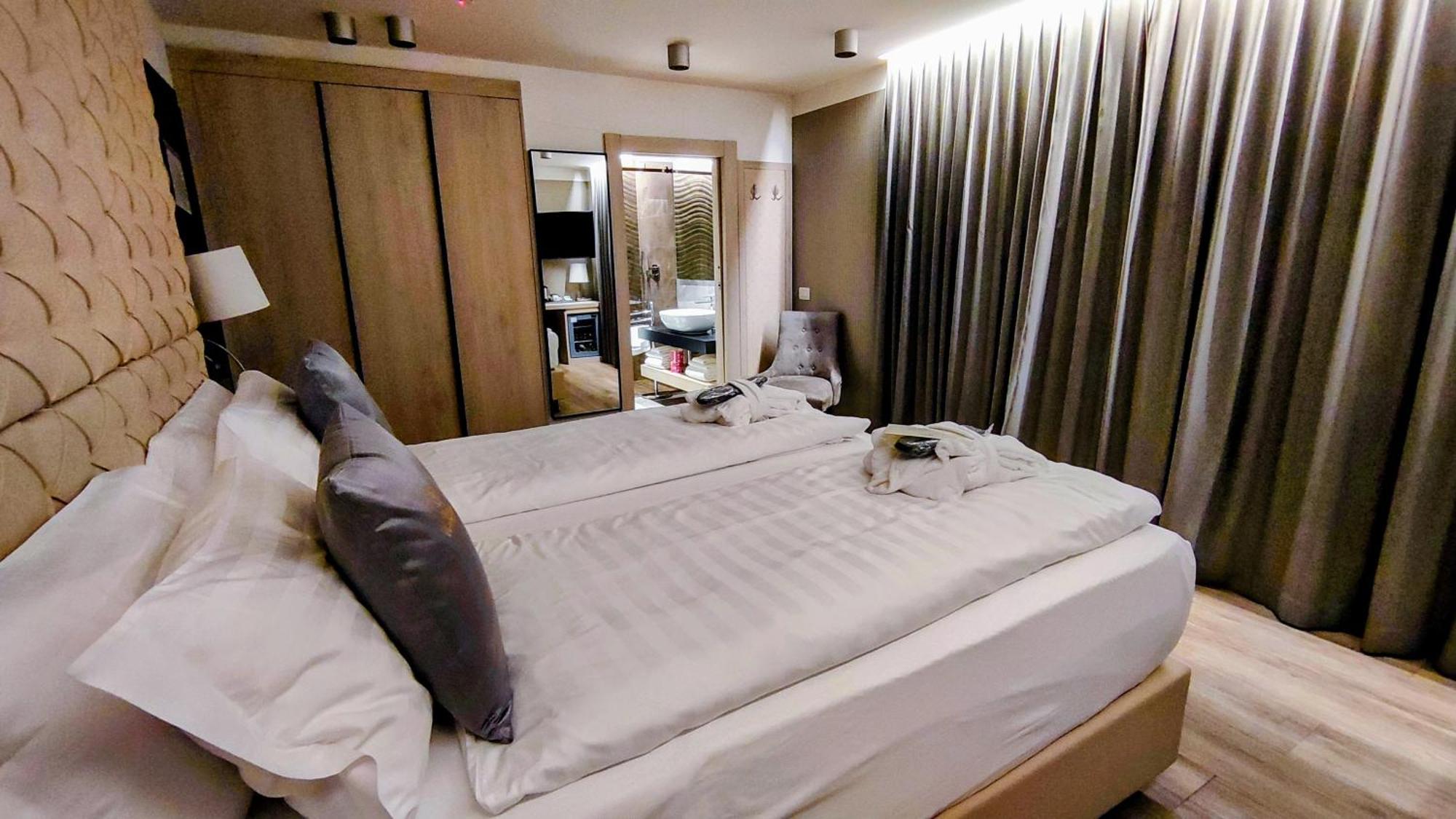 Hotel Rosengarten Madonna di Campiglio Bagian luar foto