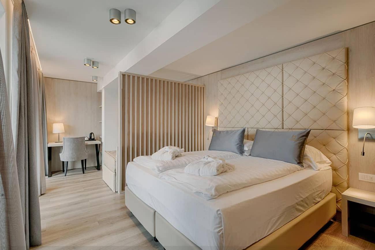 Hotel Rosengarten Madonna di Campiglio Bagian luar foto
