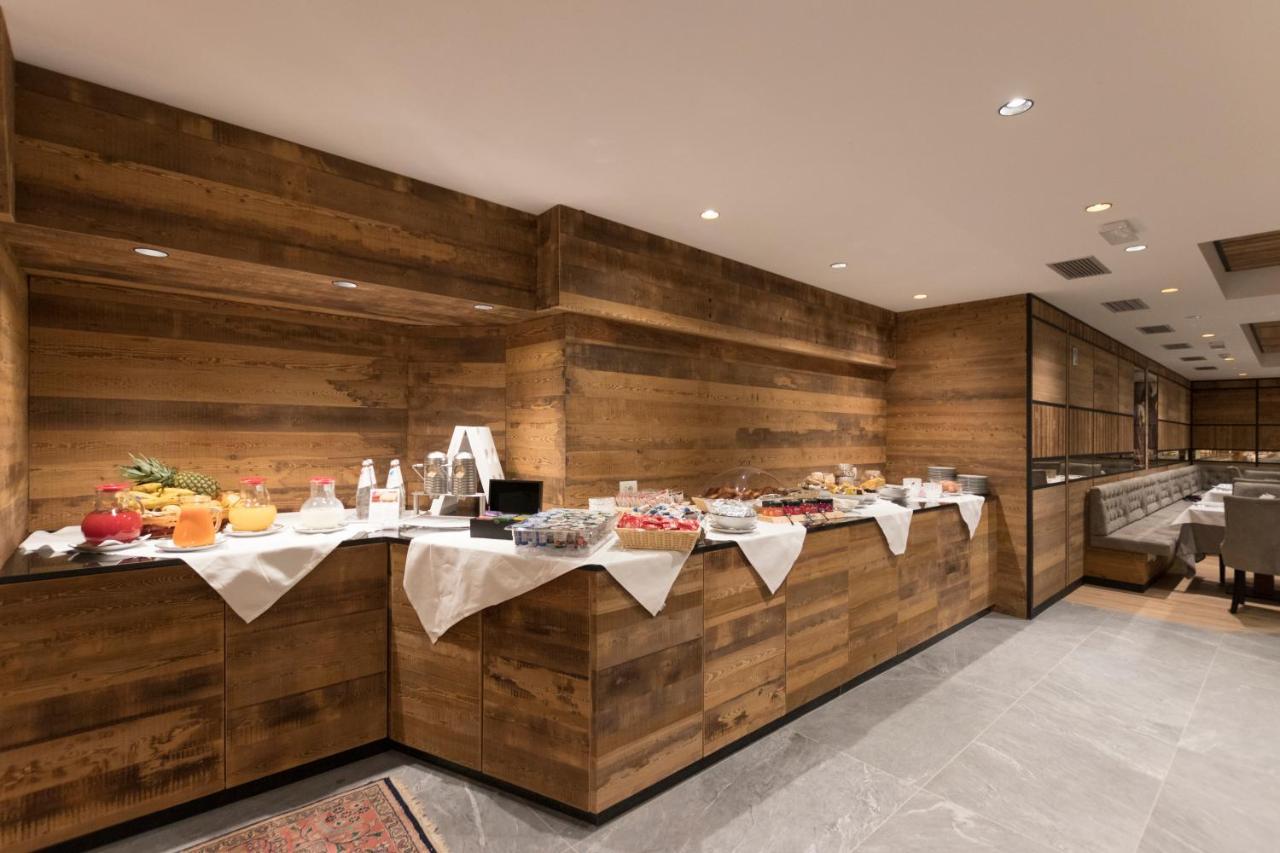 Hotel Rosengarten Madonna di Campiglio Bagian luar foto