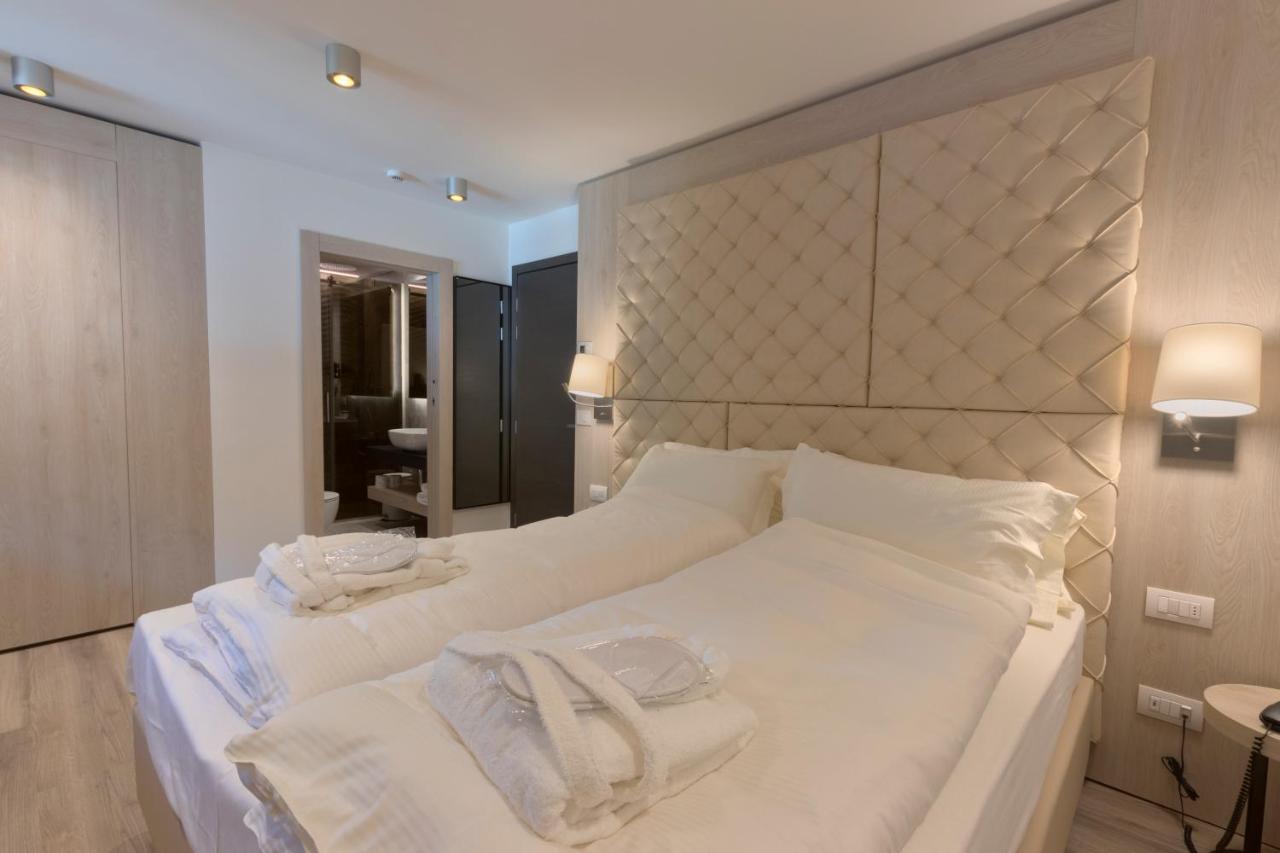 Hotel Rosengarten Madonna di Campiglio Bagian luar foto