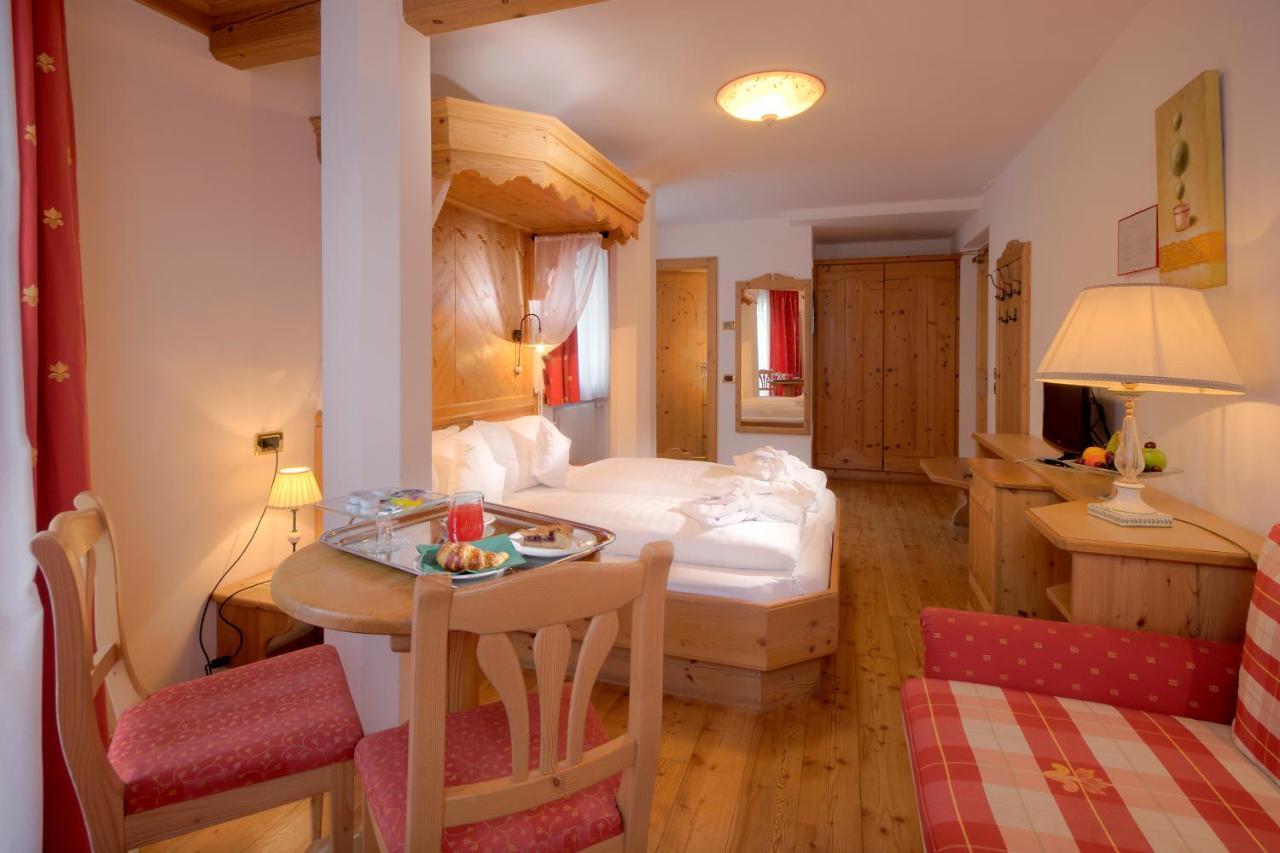 Hotel Rosengarten Madonna di Campiglio Bagian luar foto