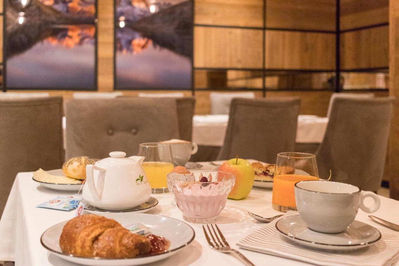 Hotel Rosengarten Madonna di Campiglio Bagian luar foto